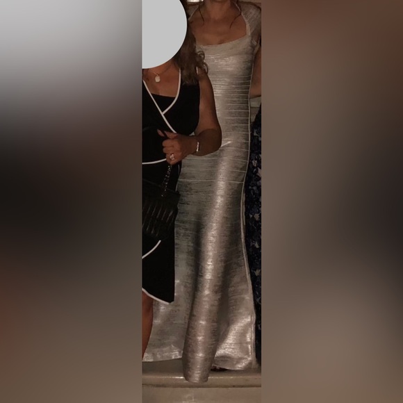HERVE LEGER METALLIC COATED GOWN - Picture 2 of 6